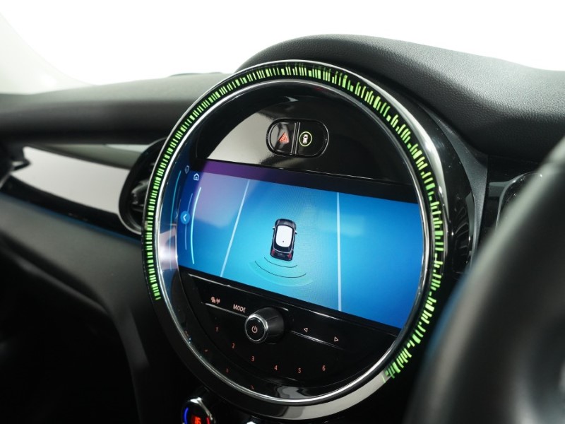 2022 (72) MINI HATCHBACK 1.5 Cooper Classic 3dr Auto 5734599