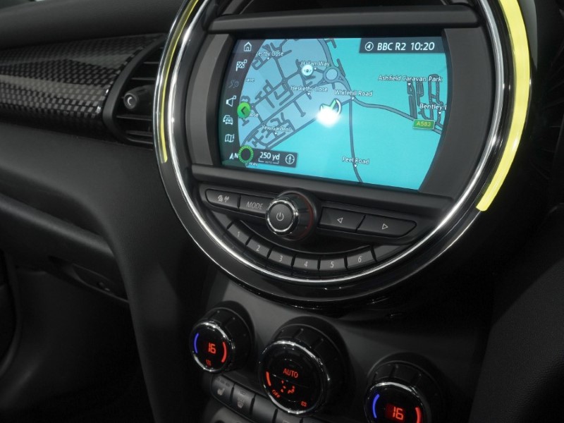 2020 (70) MINI CONVERTIBLE 2.0 Cooper S Sport II 2dr Auto 5742339