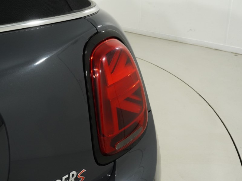 2020 (70) MINI CONVERTIBLE 2.0 Cooper S Sport II 2dr Auto 5742297