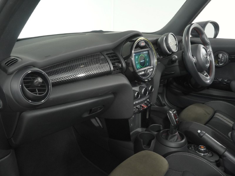 2020 (70) MINI CONVERTIBLE 2.0 Cooper S Sport II 2dr Auto 5742302