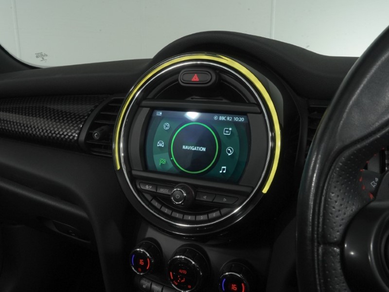 2020 (70) MINI CONVERTIBLE 2.0 Cooper S Sport II 2dr Auto 5742330