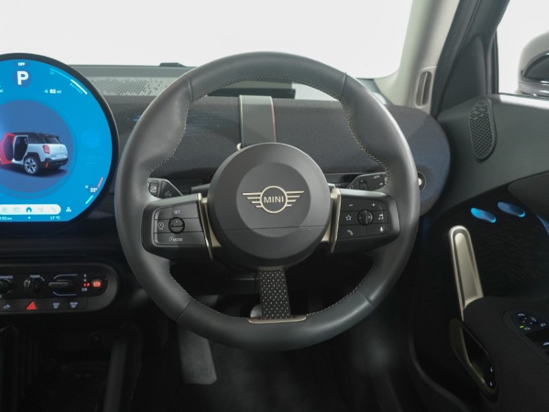2025 (74) MINI ACEMAN 135kW E Classic 43kWh 5dr Auto 5751922