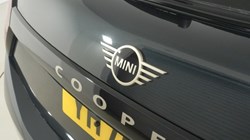 2025 (75) MINI COOPER 2.0 S Classic 5dr Auto 5794719
