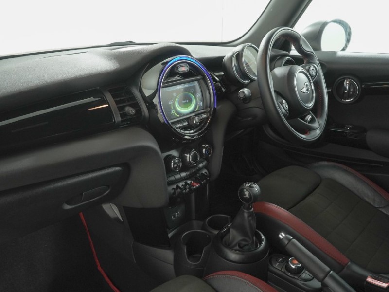 2018 (18) MINI HATCHBACK 1.5 1499 GT Edition 3dr 5761644