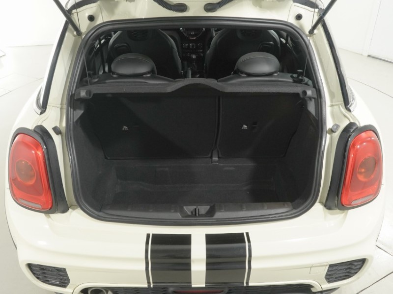 2018 (18) MINI HATCHBACK 1.5 1499 GT Edition 3dr 5761642
