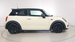 2018 (18) MINI HATCHBACK 1.5 1499 GT Edition 3dr 5761691