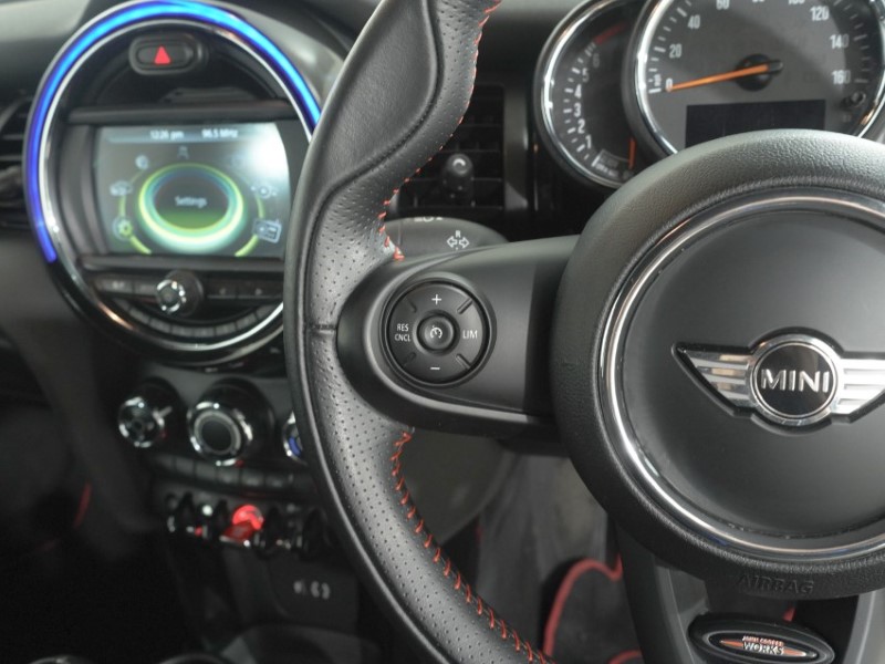 2018 (18) MINI HATCHBACK 1.5 1499 GT Edition 3dr 5761664