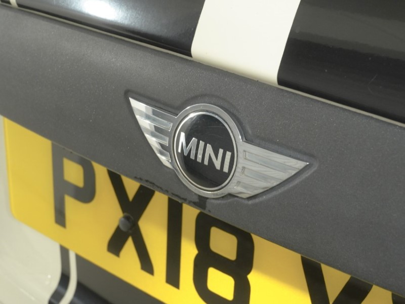 2018 (18) MINI HATCHBACK 1.5 1499 GT Edition 3dr 5761641