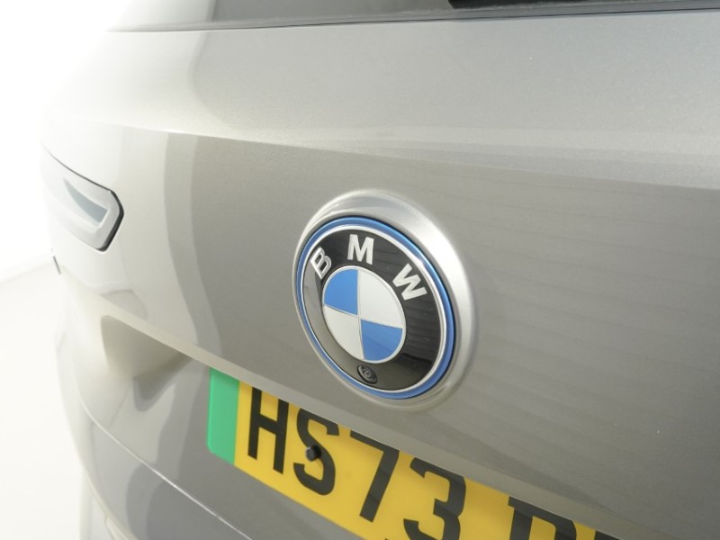 2024 (73) BMW iX 240kW xDrive40 M Sport 76.6kWh 5dr Auto 5760094