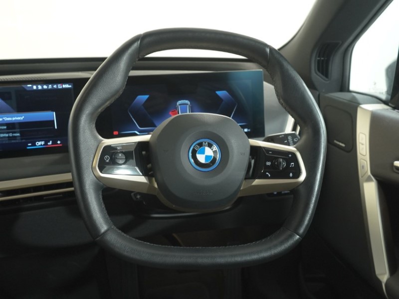 2024 (73) BMW iX 240kW xDrive40 M Sport 76.6kWh 5dr Auto 5760109