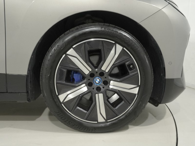2024 (73) BMW iX 240kW xDrive40 M Sport 76.6kWh 5dr Auto 5760115