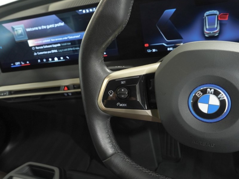 2024 (73) BMW iX 240kW xDrive40 M Sport 76.6kWh 5dr Auto 5760127