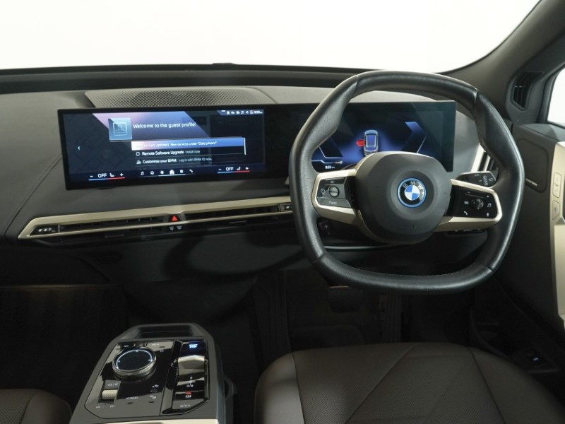2024 (73) BMW iX 240kW xDrive40 M Sport 76.6kWh 5dr Auto 5760106