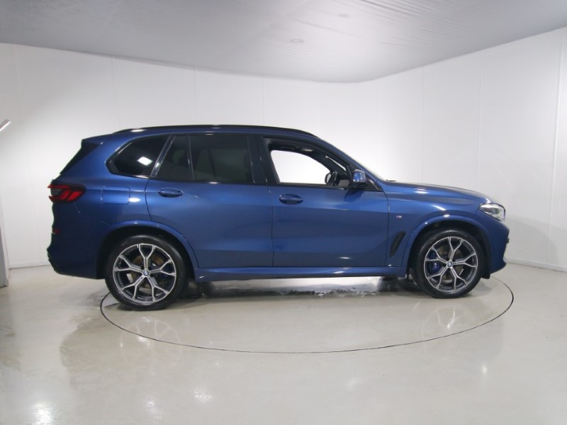 2022 (72) BMW X5 xDrive30d MHT M Sport 5dr Auto 5753555