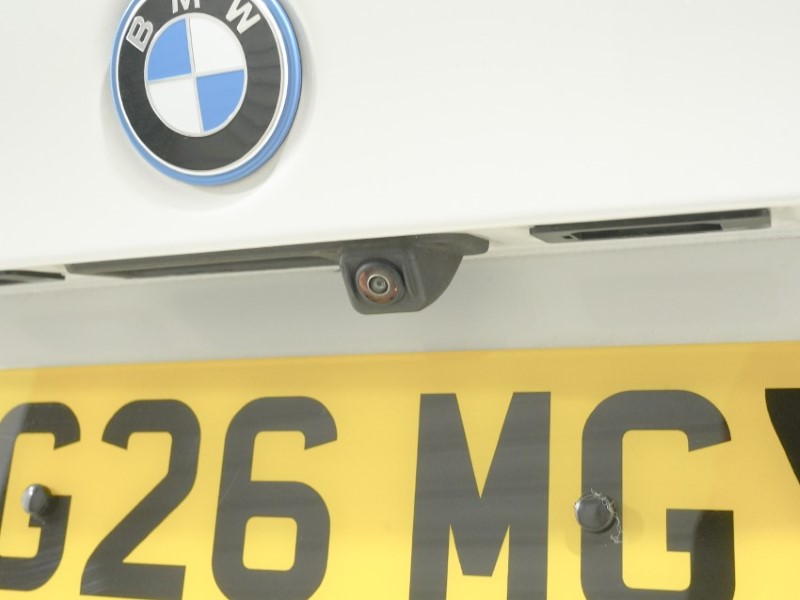 2026 (26) BMW 3 SERIES 330e 22.3 kWh M Sport 4dr Step Auto 5796910