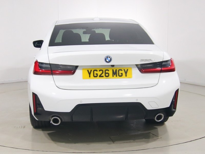 2026 (26) BMW 3 SERIES 330e 22.3 kWh M Sport 4dr Step Auto 5796966
