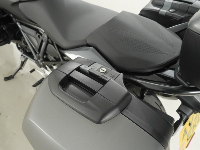 2022 (22) BMW Motorrad R1250 R SE (20MY) 5813892