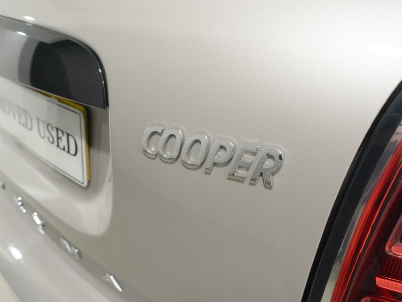 2022 (72) MINI COUNTRYMAN 1.5 Cooper Exclusive 5dr Auto 5811679
