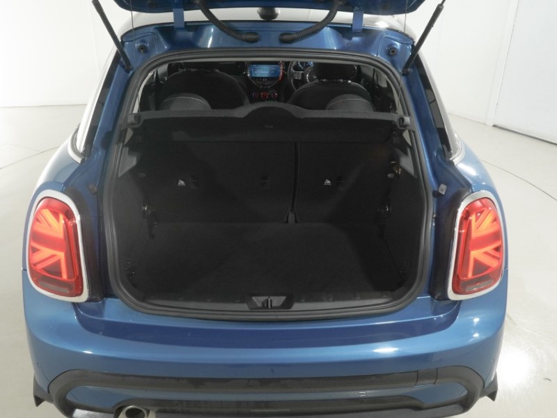 2023 (23) MINI HATCHBACK 1.5 Cooper Classic 5dr 5769012