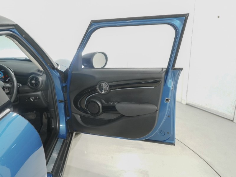 2023 (23) MINI HATCHBACK 1.5 Cooper Classic 5dr 5769030