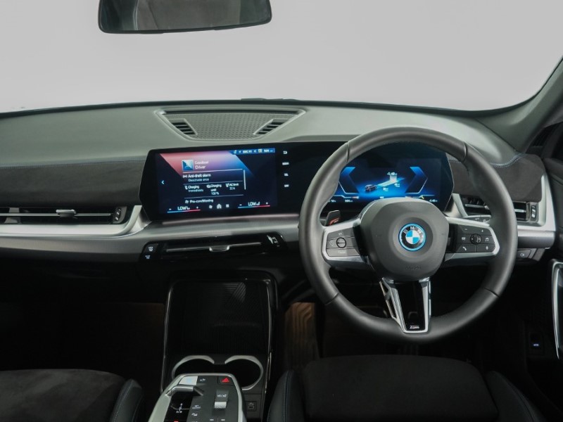 2026 (26) BMW iX1 150kW eDrive20 M Sport 65kWh 5dr Auto 5846137