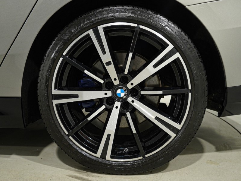 2024 (24) BMW 5 SERIES 520i M Sport Pro 4dr Auto 5802686