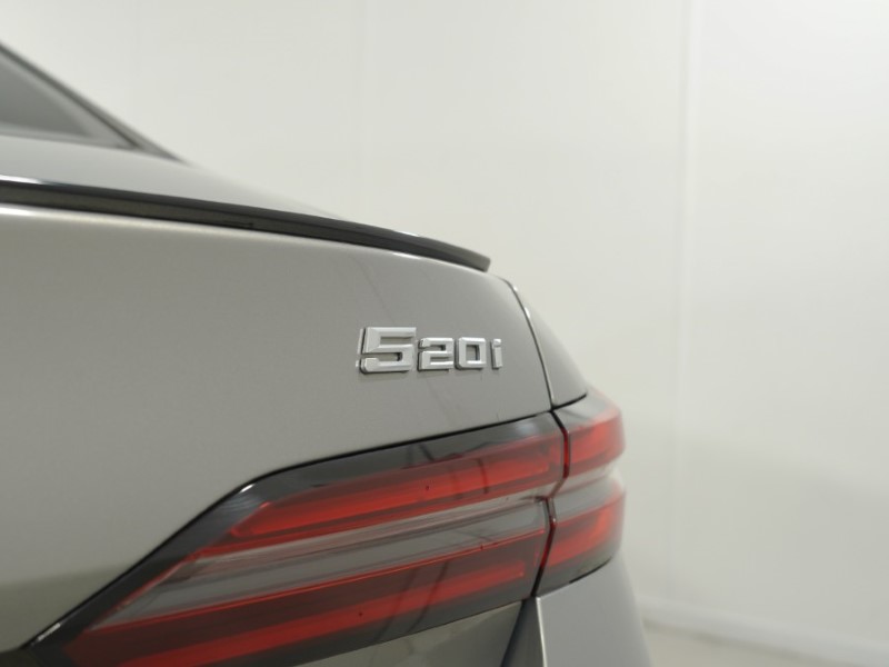 2024 (24) BMW 5 SERIES 520i M Sport Pro 4dr Auto 5802682