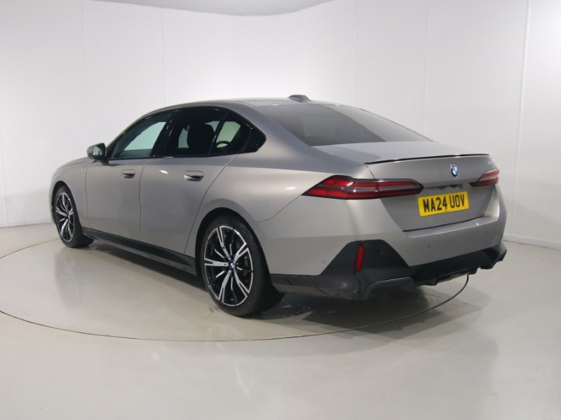 2024 (24) BMW 5 SERIES 520i M Sport Pro 4dr Auto 5802733