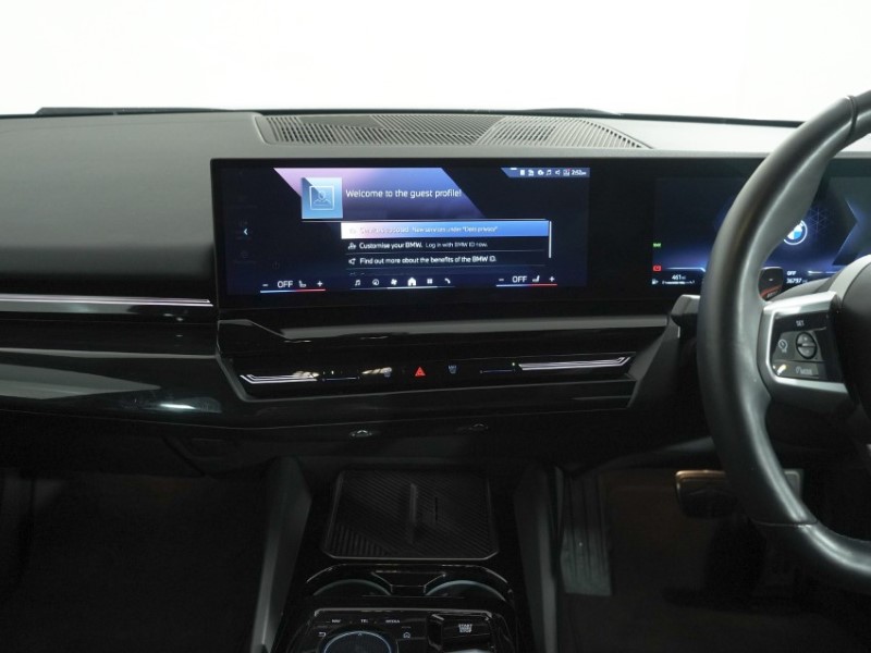 2024 (24) BMW 5 SERIES 520i M Sport Pro 4dr Auto 5807730