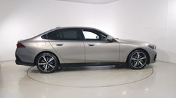 2024 (24) BMW 5 SERIES 520i M Sport Pro 4dr Auto 5802736