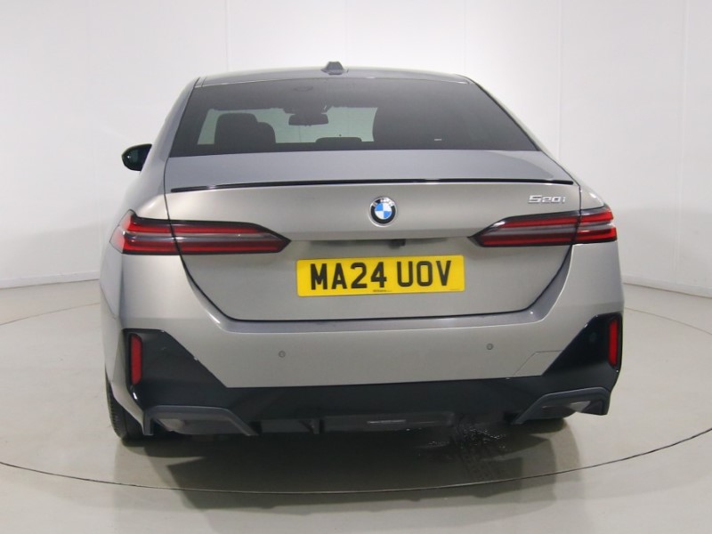 2024 (24) BMW 5 SERIES 520i M Sport Pro 4dr Auto 5802734