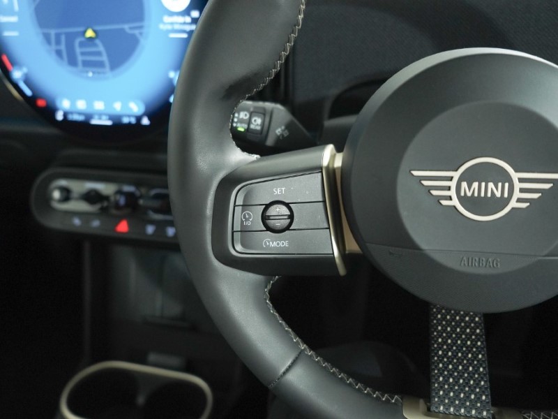 2024 (24) MINI COOPER 1.5 C Classic 3dr Auto 5811581