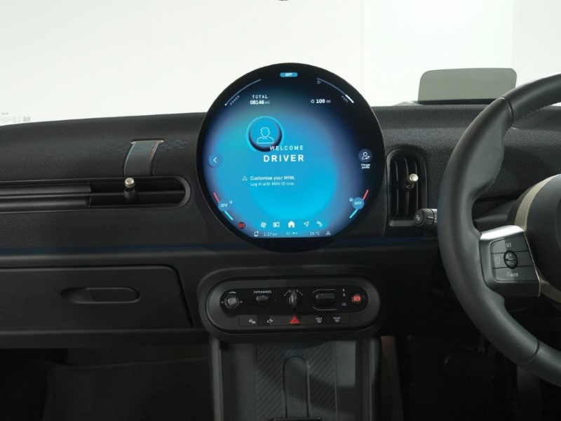 2024 (24) MINI COOPER 1.5 C Classic 3dr Auto 5811565