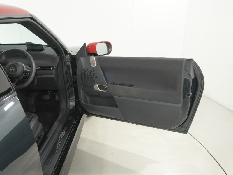 2024 (24) MINI COOPER 160kW SE Sport 54kWh 3dr Auto 5848518