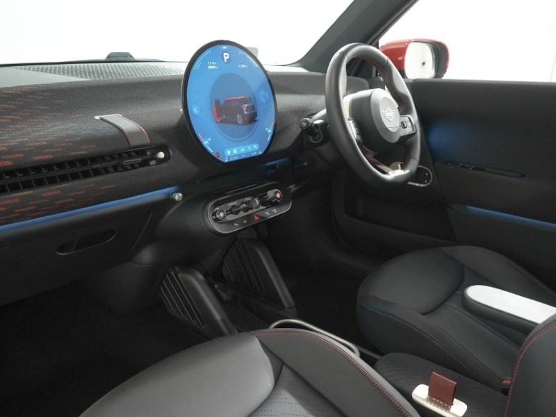 2024 (24) MINI COOPER 160kW SE Sport 54kWh 3dr Auto 5848501