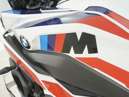2025 (25) BMW Motorrad M 1000 XR (24Y)
