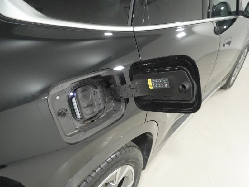 2026 (26) BMW iX1 150kW eDrive20 xLine 65kWh 5dr Auto 5833849