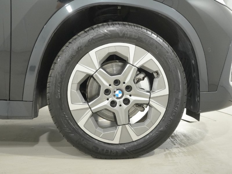 2026 (26) BMW iX1 150kW eDrive20 xLine 65kWh 5dr Auto 5833848