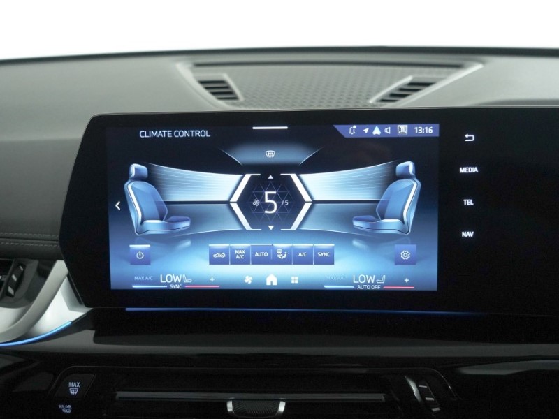 2026 (26) BMW iX1 150kW eDrive20 xLine 65kWh 5dr Auto 5833865