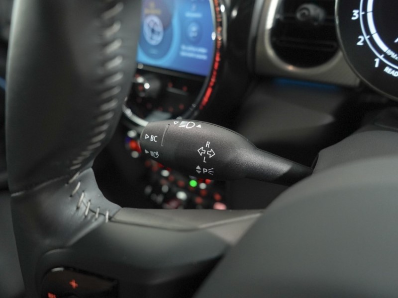 2023 (73) MINI HATCHBACK 1.5 Cooper Exclusive Premium 5dr Auto 5847123