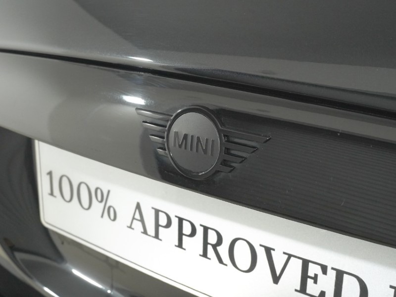 2023 (73) MINI HATCHBACK 1.5 Cooper Exclusive Premium 5dr Auto 5847097