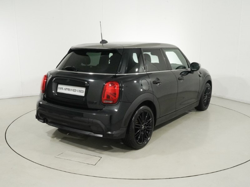 2023 (73) MINI HATCHBACK 1.5 Cooper Exclusive Premium 5dr Auto 5847094