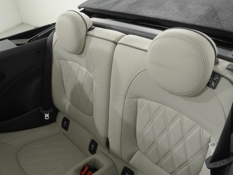 2023 (73) MINI CONVERTIBLE 1.5 Cooper Exclusive 2dr 5881397