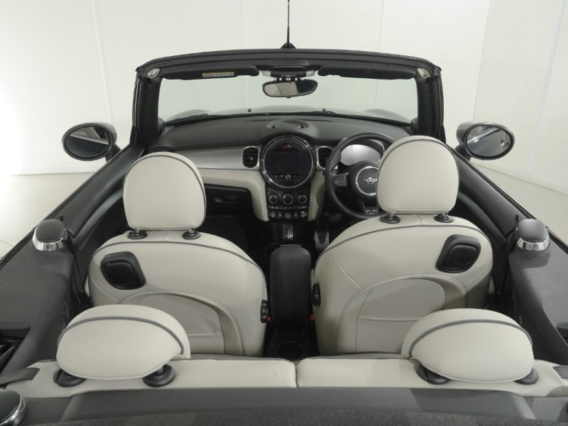 2023 (73) MINI CONVERTIBLE 1.5 Cooper Exclusive 2dr 5881396