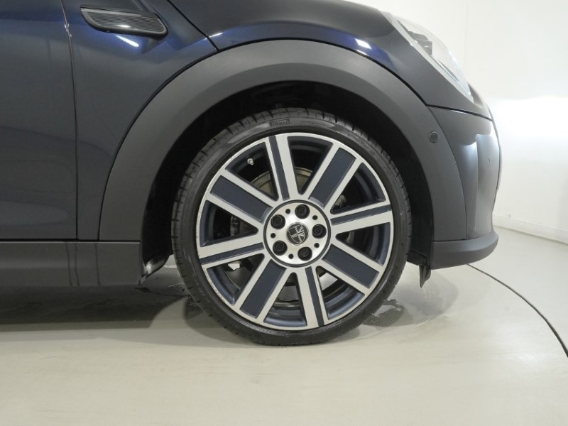 2023 (73) MINI CONVERTIBLE 1.5 Cooper Exclusive 2dr 5881408