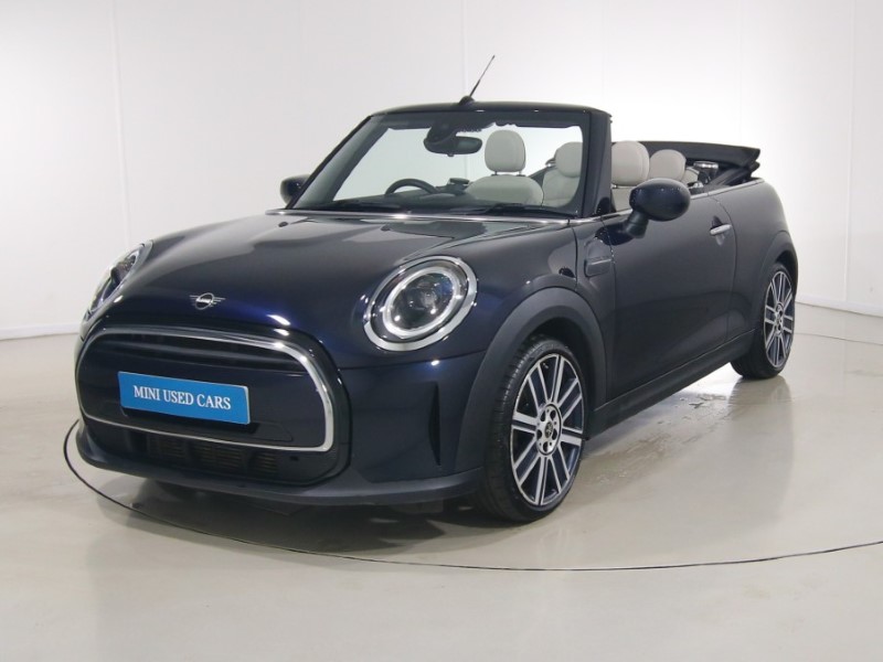 2022 (72) MINI CONVERTIBLE 1.5 Cooper Exclusive 2dr Auto 5827369