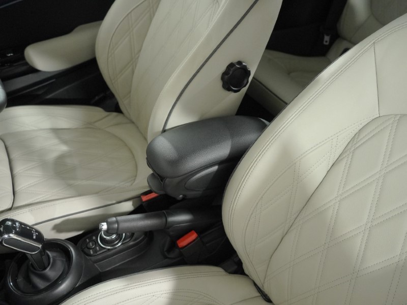 2022 (72) MINI CONVERTIBLE 1.5 Cooper Exclusive 2dr Auto 5827326