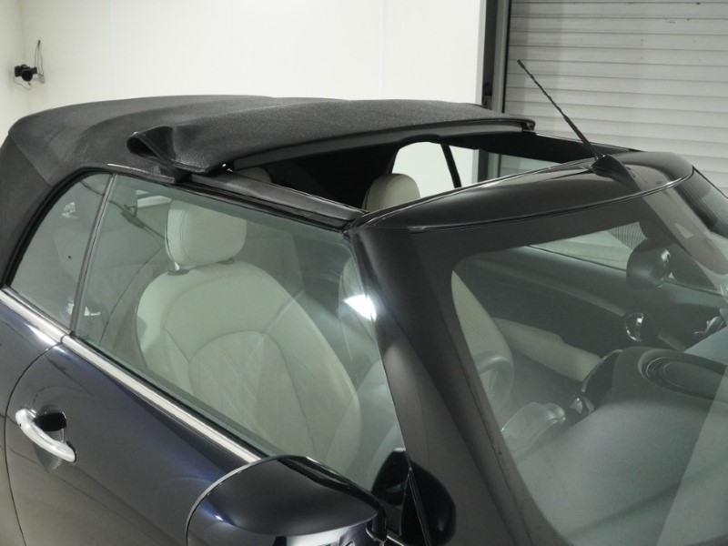 2022 (72) MINI CONVERTIBLE 1.5 Cooper Exclusive 2dr Auto 5827353