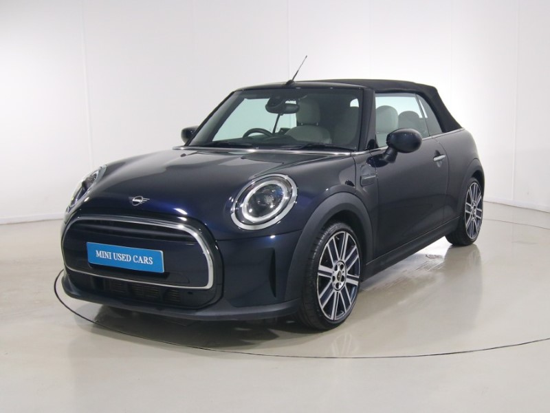 2022 (72) MINI CONVERTIBLE 1.5 Cooper Exclusive 2dr Auto 5827361