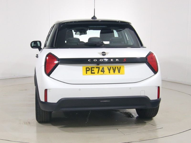 2024 (74) MINI COOPER 2.0 S Classic 5dr Auto 5833997